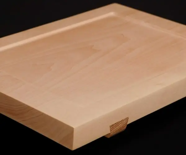 Planche en tilleul creusée sans assemblage